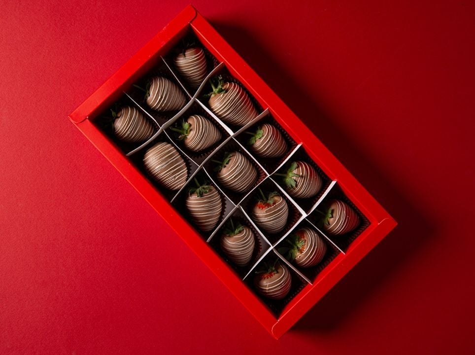 15 Pieces Strawberry Chocolate